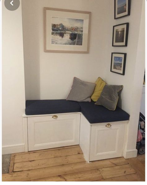 Small Upstairs Nook Ideas, Small Landing Space Ideas Upstairs, Alcove Painted Different Colour, Alcove Bench Seat, Tiny Bedroom Ideas Minimalist, Alcove Reading Nook, Built In Seating Living Room, Lounge Corner Ideas, Alcove Ideas Living Room Small Spaces