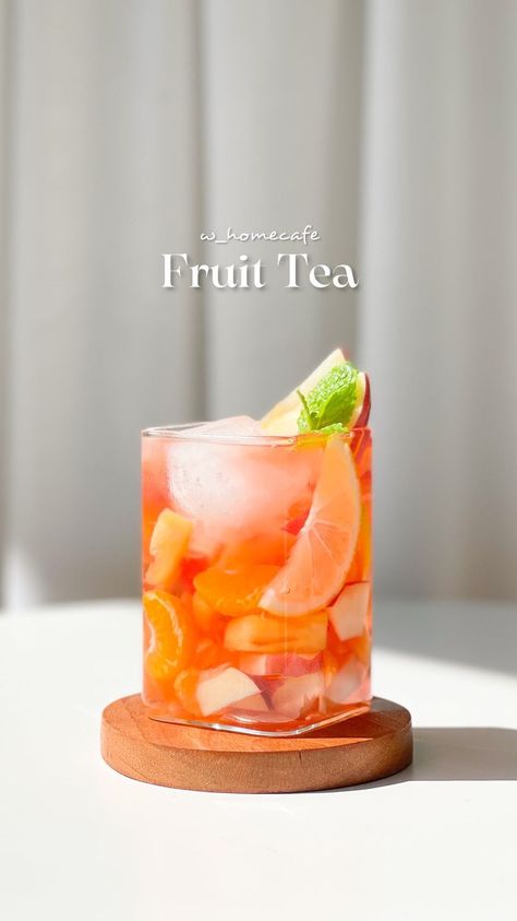 w_homecafe on Instagram: Fruit Tea! Best drink for summer🫶🏼 Seriously this is very goodddd! You have to make it😆 the sweetness only come from the fruits, so it’s… Fruit Tea Photography, Fruit Tea Aesthetic, Fruit Juice Aesthetic, Fruits Tea, Drink For Summer, Best Drink, Tropical Food, Apple Mint, Fruit Infused Water