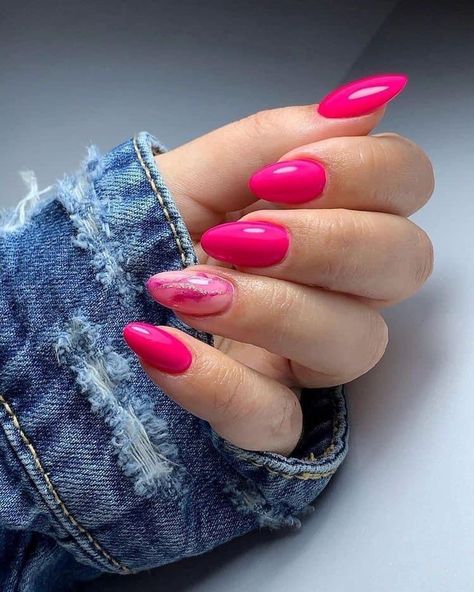 Fucsia Nails Design, Bright Pink Nails, Beauty Hacks Nails, Weak Nails, May Nails, Hello Nails, Diva Nails, Vibrant Nails, Pink Acrylic Nails