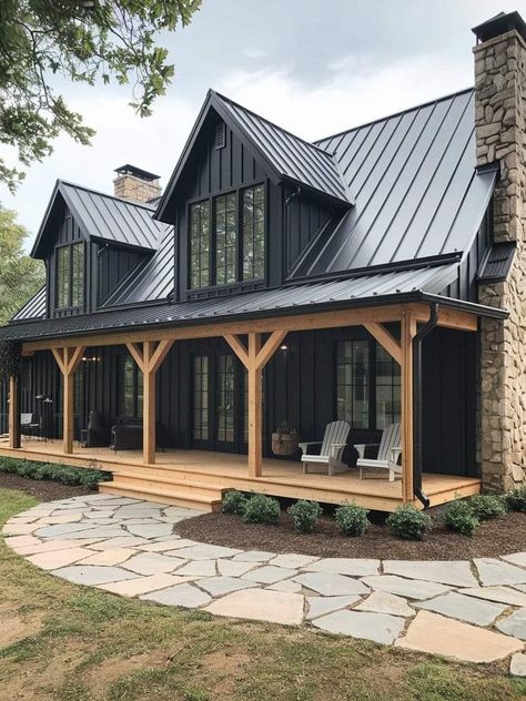 Black Barndo, Adirondack Cottage, Black Farmhouse Exterior, Muskoka Cottages, Small Home Floor Plans, New Build Exterior, Barndo House, Bayou House, The Sims 4 Builds