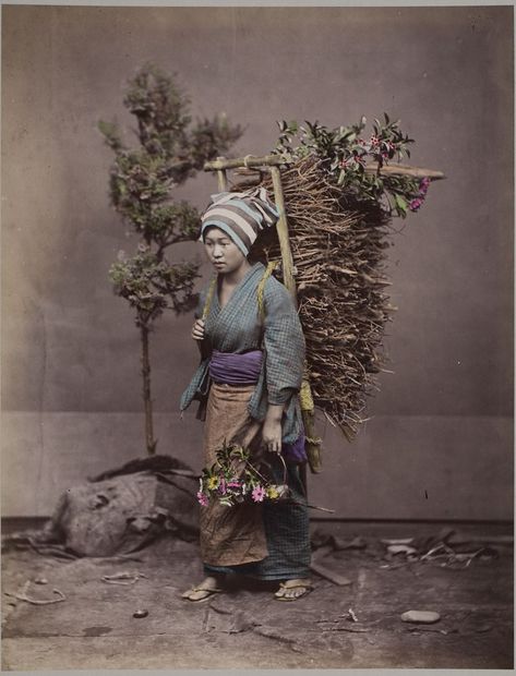 Peasant girl, ca. 1870s-1880s by attr. to Kusakabe Kimbei Medieval Japanese, Japanese Culture Art, Harvard Art Museum, Japanese History, Art Museums, Japan Culture, Ukiyo E, Japanese Outfits, Vintage Japan