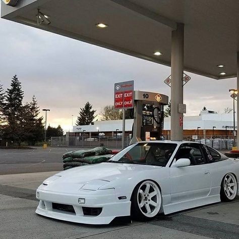 Nissan 180sx, Silvia S13, Nissan 240sx, Drifting Cars, Street Racing Cars, Nissan Silvia, Rx 7, Tuner Cars, Japan Cars