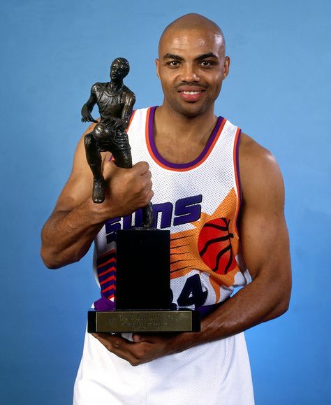 Phx Suns, Nba Mvp, I Love Basketball, School Basketball, Charles Barkley, Basketball Photography, Basketball Star, Nba Legends, Nba Stars