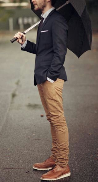 Men Khaki Pants Outfit, Sport Fashion Man, Khaki Pants Outfit, Mens Fashion Work, Preppy Mens Fashion, Fashion Umbrella, Mens Fashion Casual Winter, Mens Fashion Business, Mens Fashion Edgy