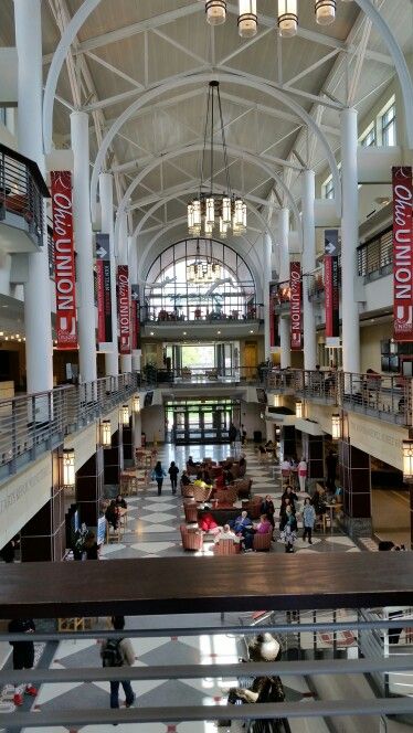 The Ohio State University student union April 2016 Ohio State Campus, Ohio State University Aesthetic, Ohio State Aesthetic, Ohio State University Campus, Ohio State College, Campus Aesthetic, College List, Lectures Hall, College Aesthetic