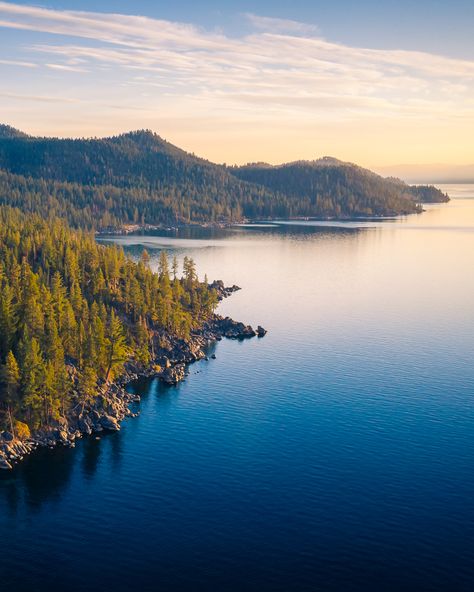 If you haven't been to Lake Tahoe yet, we highly recommend it. 🌅  Browse retreats ⤵️  https://bit.ly/4bEQY3Q Lake Tahoe Summer, Tahoe Vacation, Lake Tahoe Vacation, Tahoe City, Vacation Cottage, Tahoe California, Lake Tahoe California, Beach Activities, Ski Area