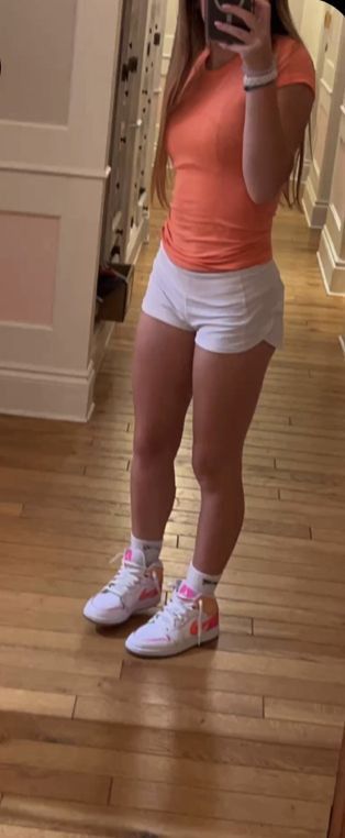 Lululemon Top Outfit, Lulu Shorts Outfit, Cute Lululemon Outfits Summer, Lululemon Shorts Outfit, Candy Popsicles, Cute Lululemon Outfits, Lululemon Fits, Lulu Fits, Lulu Outfits