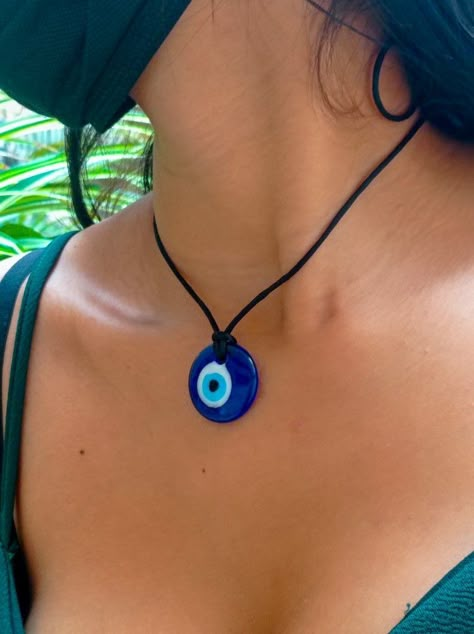 Air Clay Necklace, Blue Eye Necklace, Lucky Necklace, Gifts Blue, Mode Hippie, Turkish Eye, Eye Pendant Necklace, Necklace Resin, Estilo Hippie