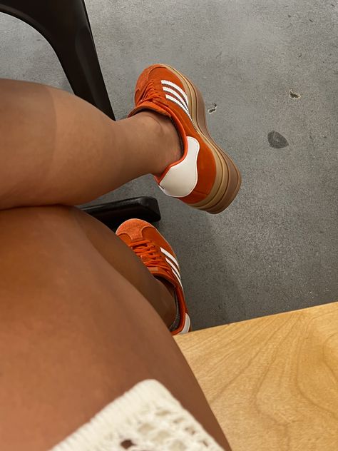 Adidas gazelle, Adidas sambas Orange Adidas Gazelle Outfit, Orange Samba Adidas, Orange Gazelle Adidas Outfit, Platform Adidas Gazelle, Adidas Bold Gazelle, Red Addidas Gazelle Outfits Girl, Adidas Samba Orange, Orange Adidas Shoes, Orange Gazelle