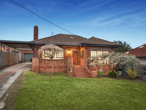 Australian Brick House Exterior, Brick House Australia, Bagged Brick Exterior Australia, Australia Permanent Residency, Australian 60s Brick House, Clinker Brick, Australia House, Carport Garage, High Street Shops