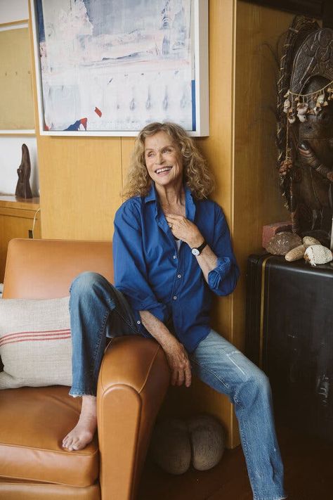 Lauren Hutton Style, Lauren Hutton, The Seventies, T Magazine, Richard Avedon, Brand Studio, Grown Women, Vogue Germany, Ageless Beauty