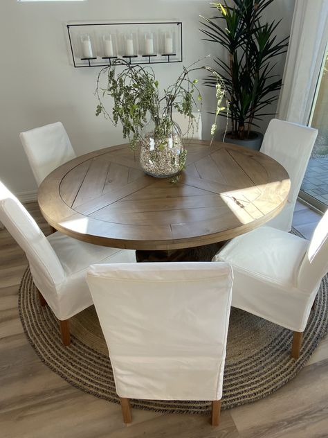 Round Wooden Table Decor, Light Wood Circle Dining Table, Round Table 6 Chairs, Wooden Circle Table Dining Rooms, Large Circle Dining Table, Small Circular Dining Table, Circular Dining Table Decor, Round Dining Table Setting, Circle Dining Table Decor