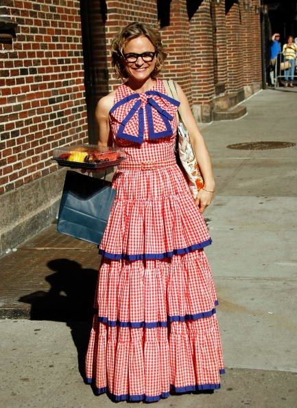 Fill In The Blank: Amy Sedaris Is Wearing This Dress To... - Glamour Nicole Scherzinger Hair, The Best Cupcakes, Amy Sedaris, Best Cupcakes, Great Makeup, Katherine Heigl, Fill In The Blank, Nicole Scherzinger, Women Humor