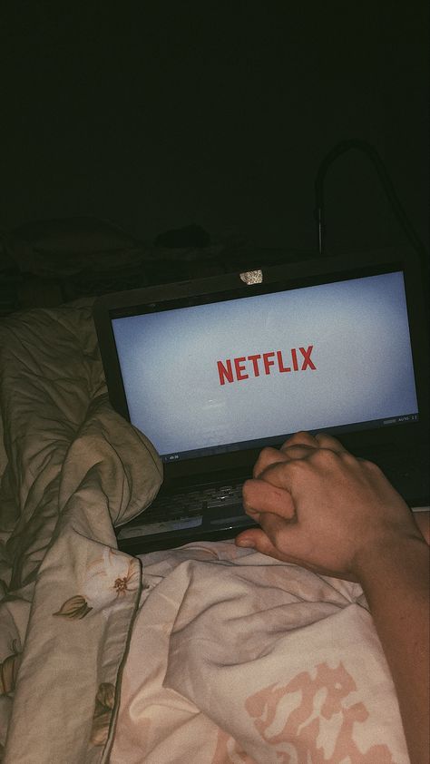 Netflix   Movie time Netflix Time, Movie Time, Netflix Movie, About Time Movie, Couple Goals, Quick Saves