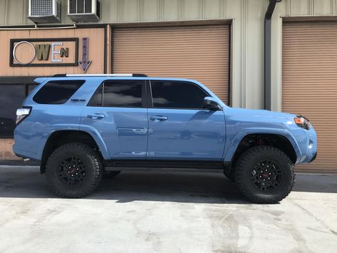 Girly 4runner, 4runner Wrap Ideas, Wrapped 4runner, 4runner Aesthetic, Blue 4runner, Ford Runner, Lifted 4runner, 4 Runner Toyota, 4runner Accessories