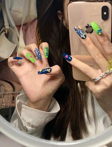 Jolyne Kujo Nails, Jjba Inspired Nails, Jojo Nails Art Designs, Jojo Inspired Nails, Jojo's Bizarre Adventure Nails, Jjba Nails, Jojo Nails, Nail Growth Tips, Asian Nails