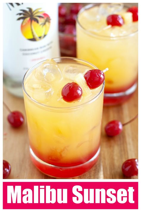 Alcoholic Drinks With Vodka, Malibu Sunset Cocktail, Malibu Recipes, Malibu Rum Drinks, Malibu Cocktails, Fruity Mixed Drinks, Rum Drinks Recipes, Malibu Drinks, Sunset Cocktail