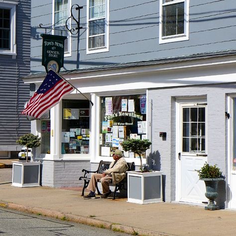 Stonington Borough, CT - Stonington, Connecticut - Quaint Village by the Sea Stonington Ct, Stonington Connecticut, New England Aesthetic, Connecticut Travel, Harbor Lights, New Bedford, Walking Paths, New England Travel, Quaint Village