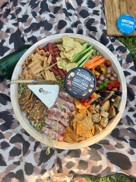 Charcuterie board, platter, cheese board, meats, salami, dips, sweets platter, savoury platter, mini bamboo skewers, edamame. Camping Charcuterie Board, Camping Charcuterie, Backyard Get Together, Camping Menu, Charcuterie Recipes, Camping Fun, Camping Food, Crispy Bacon, Camping Trip