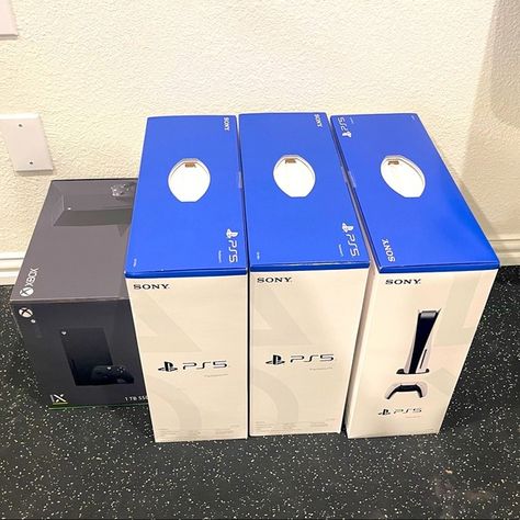 PlayStation 5 (3) & Xbox Series X (1) - New In Box!!! Ps5 In Box, Whatsapp Contact, Delivery Pictures, X Box, Xbox Series S, Video Game Room Design, Video Game Room, Xbox Series X, Game Room Design