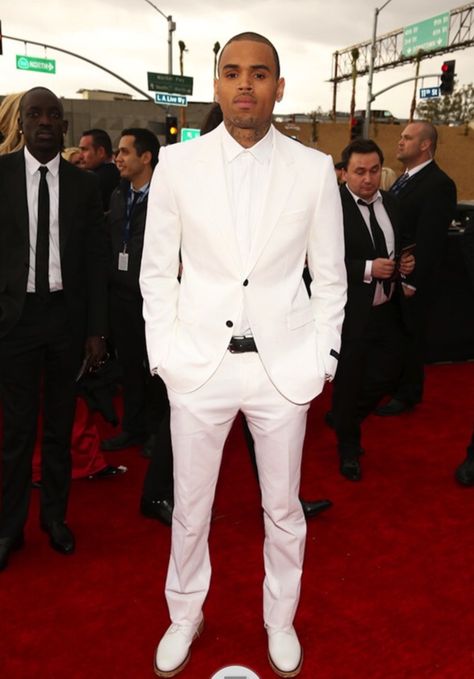 White Party Attire White Party Outfits, White Party Attire, All White Party Outfits, White Outfit For Men, Chris Brown And Royalty, White Party Outfit, Dinner Suit, Suit White, Formal Fashion