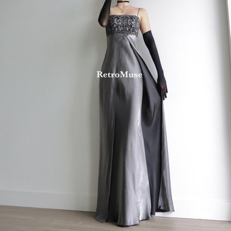 Goth Prom Dress, Goth Prom, Grey Gown, Modeling Photos, Grey Prom Dress, Vintage Long Dress, Silver Gown, Gown Prom, Dress Formal