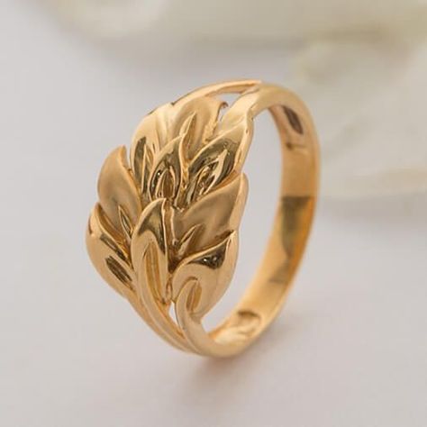 Pakistani Gold Rings, Golden Rings Design For Women, Daily Wear Gold Rings For Women, Curtains Pelmet, 4 Doors Wardrobe, Wardrobe Design Ideas, Gold Cuff Ring, Doors Wardrobe, Golden Jewellery