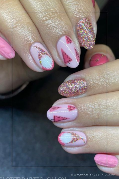 cute pink christmas nails Pink Christmas Nail Designs, Light Pink Shades, Pink Christmas Nail, Long Nails Acrylic, Amazing Nail Art Designs, Pink Christmas Nails, Festive Aesthetic, Amazing Nail Art, Red Christmas Nails