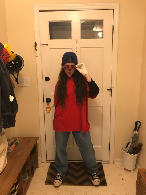 Baggy Jeans Halloween Costume, Halloween Costumes Women Appropriate, Max Good Costume, Character To Dress Up As, Max Goof Halloween Costume, Adam Sandler Outfits Halloween, Quick At Home Halloween Costume, Easy Video Game Costumes, Halloween Costumes Artist