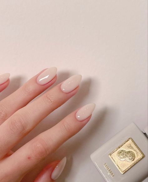 Nude Gel Nails, How To Paint Nails, Paint Nails, Girl Aesthetics, Milky Nails, Hello Nails, Subtle Nails, Girl Soft, Simple Gel Nails