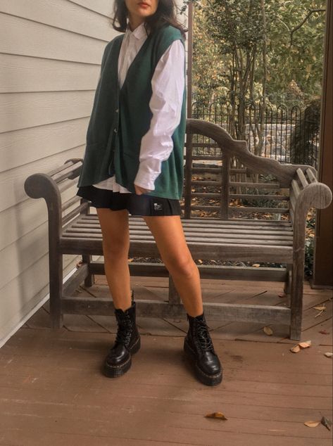 Black Skirt White Button Up, Green Platform Boots Outfit, Jadon Platform Boots Outfit, White Jadon Dr Martens Outfit, Jadon Dr Martens Outfit Winter, Oversized Feminine Outfit, Platform Dr Martens Outfit, Jadon Boots Outfit, Platform Oxfords Outfit