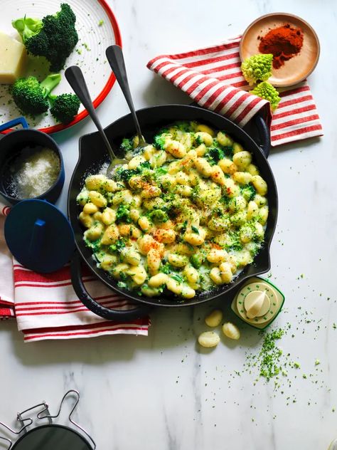 15-Minute Gnocchi With Zucchini and Broccoli - La Cucina Italiana Zucchini And Broccoli, Gnocchi Dishes, Gnocchi Recipe, Baked Gnocchi, Making Gnocchi, Raw Broccoli, Broccoli Pasta, Gnocchi Recipes, Broccoli Recipes