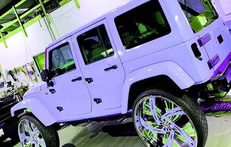 Purple Jeep Wrangler Cool Jeeps Wrangler, Purple Jeep Wrangler, Jeep Wrangler Colors, Jeep Hacks, Jeep Driving, Jeeps Wrangler, Purple Jeep, Blue Jeep, Cars Jeep