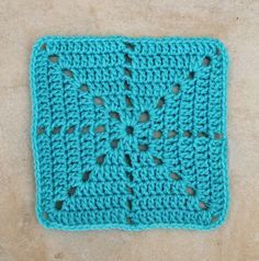 Crochet Help, Granny Square Crochet Patterns Free, Fillet Crochet, Crochet Blocks, Granny Square Blanket, Crochet Square Patterns, Square Crochet, Granny Squares Pattern, Crochet Motifs