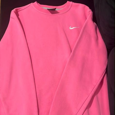 Pink Nike Crewneck Sweatshirt Pink Nike Crewneck, Nike Crewneck Sweatshirt, Cute Nike Outfits, Nike Fashion Shoes, Nike Crewneck, Trendy Fits, Pink Nike, Nike Sweater, Stylish Sweaters