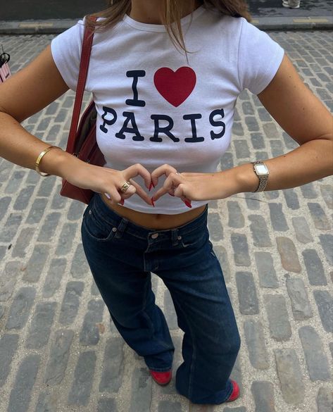 Girls Streetwear, Paris Shirt, Parisienne Chic, Love Paris, I Love Paris, Vintage Crop Tops, Paris Outfits, Baby T Shirts, Streetwear Tshirt