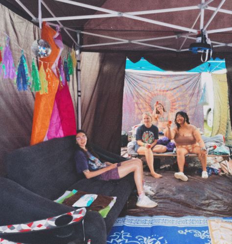 Bonnaroo Camping Set Up, Music Festival Camping Setup, Bass Canyon, Bonnaroo Camping, Coachella Camping Setup, Bonnaroo Aesthetic, Electric Forest Camping, Camping Festival, Bonnaroo Outfits Festival Looks