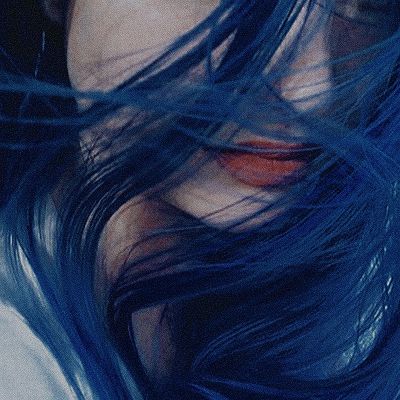 Blue Hair Tumblr, Evie Aesthetic, Evie Grimhilde, Blue Hair Aesthetic, Evie Descendants, Navy Blue Hair, Dark Blue Hair, Disney Descendants, Six Feet Under