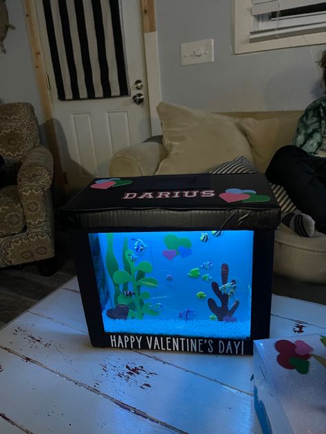 Under The Sea Valentines Boxes, Fish Tank Valentine Box Ideas, Aquarium Valentine Boxes, Fish Tank Valentines Boxes, Ocean Themed Valentine Boxes, Octopus Valentines Boxes, Fish Valentine Box Ideas, Fishing Valentines Box Ideas, Axolotl Valentine Box Ideas