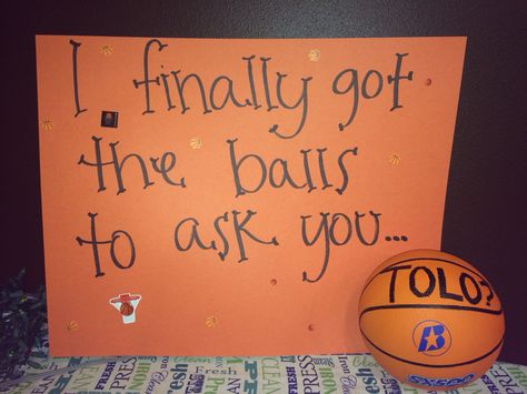 how I asked my boyfriend to tolo/Sadie Hawkins/turnabout :) Turnabout Asking, Sadie Hawkins Proposals Football, Sadie Hawkins Proposals Funny, Funny Sadie Hawkins Proposals, Sadie Hawkins Poster Ideas, Sadie Hawkins Proposals Basketball, Tolo Signs, Turnabout Proposal, Fun Ways To Ask Someone To Sadie’s