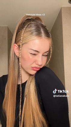 Straight Hairstyles White Girl, Cute Hairstyles For Football Games, Cute White Girl Hairstyles, Short Hairstyle Prom, Hair Styles For Winter, Cute Hairstyles For Winter, Hair Styles Winter, Hair Dye Ideas Black Women, White Girl Hairstyles