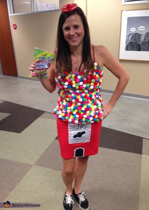 Emily: Gumball Machine. Directions: Top - Bought Red Tank Top from Forever 21 - Used Fabric Glue to glue the pom pom balls to the tank top. Make sure to use... Bubble Gum Machine Costume, Gumball Machine Halloween Costume, Diy Teen Halloween Costumes, Gumball Machine Costume, Collage Student, Costumes Unique, Diy Fantasia, Most Popular Halloween Costumes, Costumes Scary