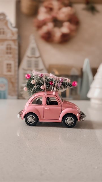 Car Christmas Decorations, Christmas Decorations Outside, Novogodišnji Ukrasi, Christmas Car Decorations, Holiday Car, Driving Home For Christmas, Country Interiors, Car Pattern, Driving Home