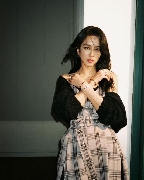 jisoo pics on Twitter: "jisoo is the human embodiment of perfection… " Jessi Kpop, You Are My Moon, Blackpink Wallpapers, Blackpink Members, Pretty Princess, Jisoo Blackpink, Justin Timberlake, Jennie Lisa, Ji Soo