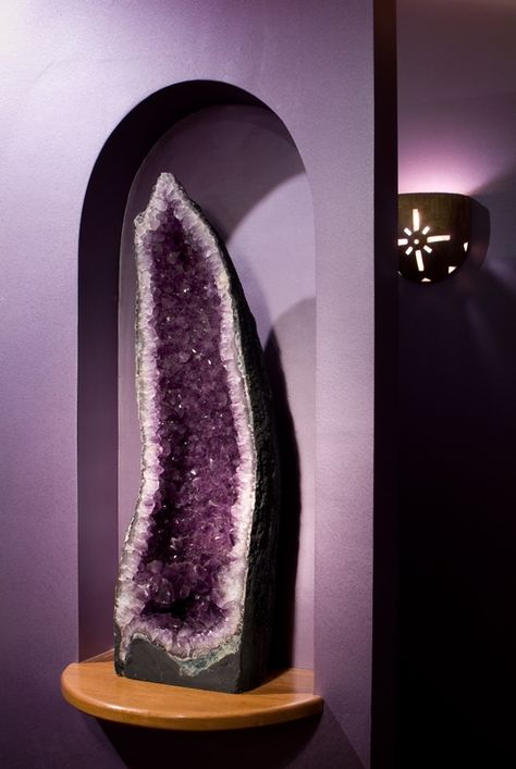 Amethyst cathedral in Spirit Room Big Crystals Decor, Amethyst Cathedral Decor, Amethyst Decor Home, Big Crystals Home Decor, Amethyst Furniture, Amethyst Bedroom, Decorations Bedroom Ideas, Amethyst Crystal Aesthetic, Decor With Crystals