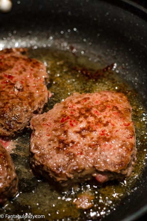 Hamburger In Skillet, How Long To Cook Hamburgers On Stove, Burgers On Skillet, Pan Fried Cheeseburger, Hamburger Recipes Stove Top, Hamburgers In Skillet, Frying Hamburgers On Stove, Stovetop Burgers Recipes, Hamburger Stove Top Recipes