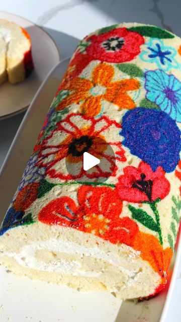 Swiss Roll Decoration, Gifts From The Kitchen, Swiss Roll, Website Link, Decorating Tips, Cakes Cupcakes, My Website, Birthday Party Ideas, Link In Bio