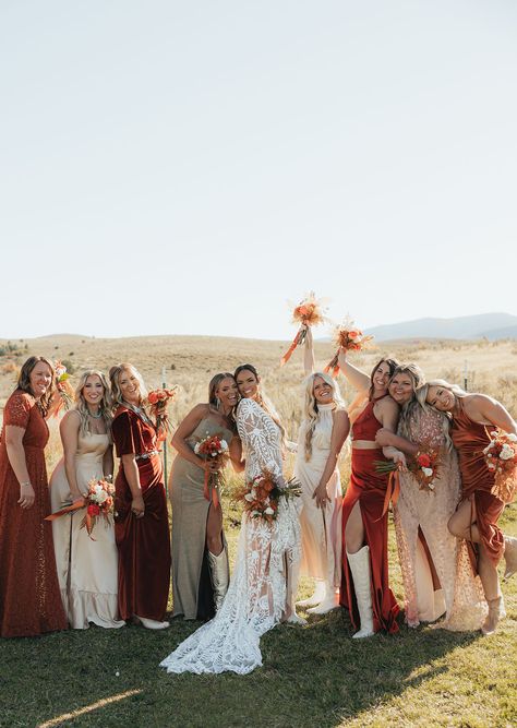 Western Bridesmaid Dress, Western November Wedding, Western Boho Wedding Bridesmaid Dress, Modern Country Wedding Ideas Bridesmaid Dresses, Country Wedding Outside, Country Bridal Party, Farm Wedding Dress Bridesmaids, Boho Western Bridesmaid Dress, Mud Wedding Ideas