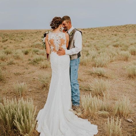 This dress {6933 by Stella York} has quickly become a staff favorite this year, and this picture captures every reasons why we love it 🥰 • Dress: 6933 @missstellayork Photographer: @missmillers_photography • #nocobride #fortcollinswedding #doragracebridal #rockymountainbride #coloradobride #flowersofinstagram #bouquet #weddingbouquet #doragracebride #dgbride #stellayork #missstellayork #stellabride Country Wedding Photos, Forever And Ever Amen, Im Gonna Love You, Gonna Love You, Mountain Bride, Stella York, A Staff, Wedding Items, Groomsmen Attire