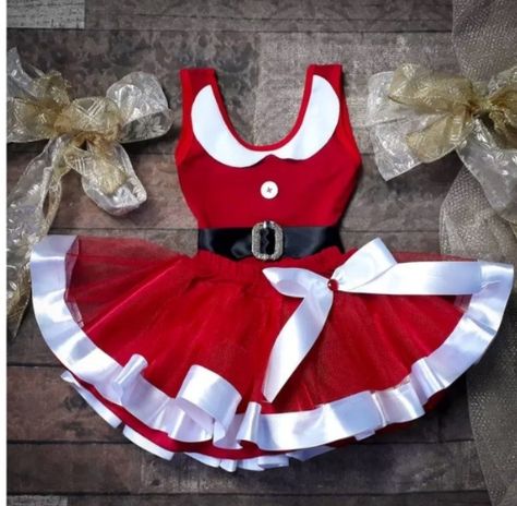 Funny Christmas Hats, Diy Tutus, Santa Dress, Christmas Wear, Dog Winter Clothes, Red And White Dress, Cute Couple Halloween Costumes, Dog Clothes Patterns, Cowboy Christmas